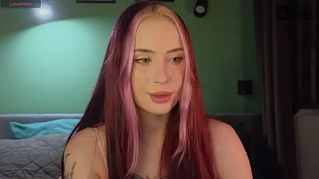 RubyMiracles stripchat live cam model