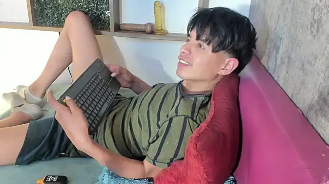 Alex_it0_ stripchat live cam model