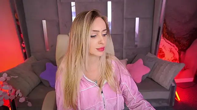 GraceCandy stripchat live cam model