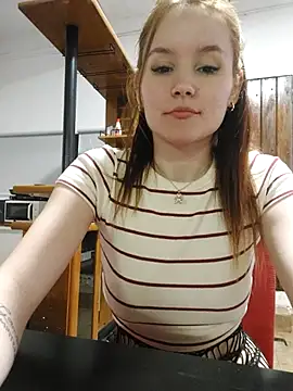 nenaa2020 stripchat live cam model