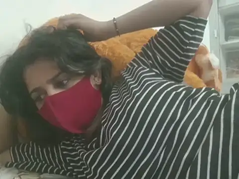 Somiya_Singh stripchat live cam model