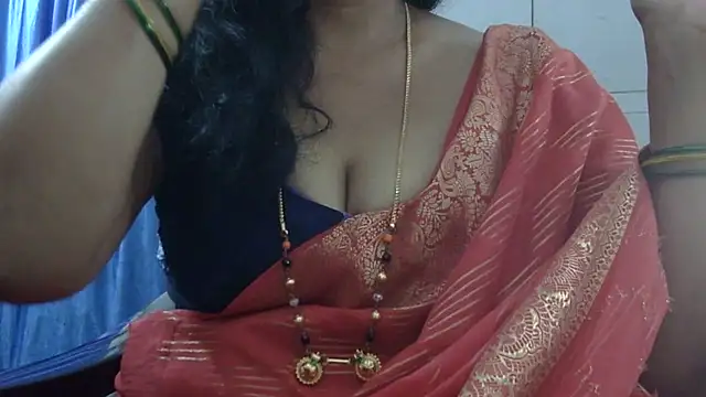 Vijji-telugu stripchat live cam model