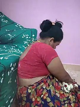 tamilaruvi stripchat live cam model