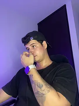 BjornSteel stripchat live cam model
