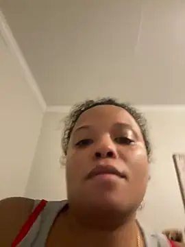 Twinkbabieeee stripchat live cam model