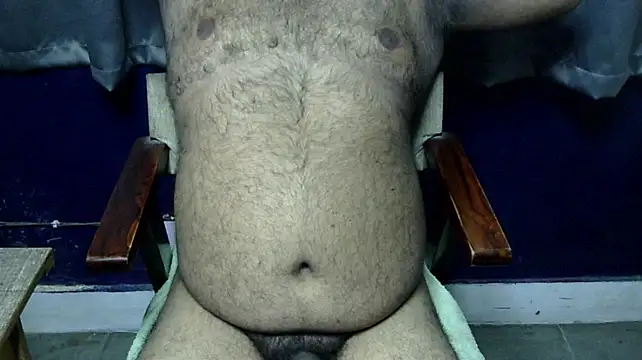 hairysubcub_70 stripchat live cam model