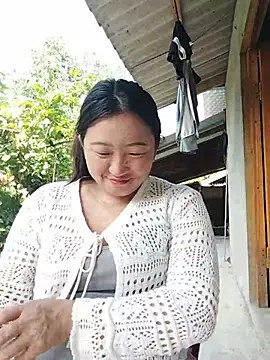 zhen-zo stripchat live cam model