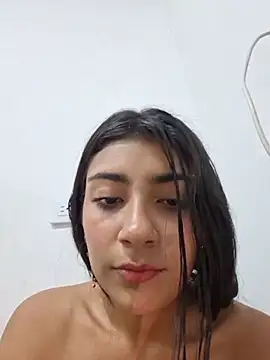 Sweed-virgin-pussy stripchat live cam model