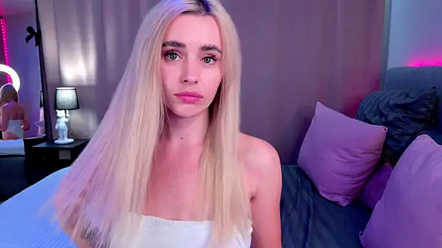 Rossy_X stripchat live cam model