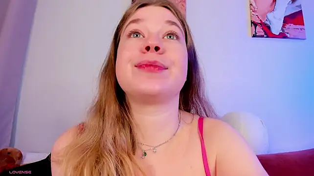 MERRIEMS stripchat live cam model