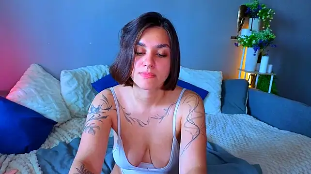 SweetyKatty_ stripchat live cam model