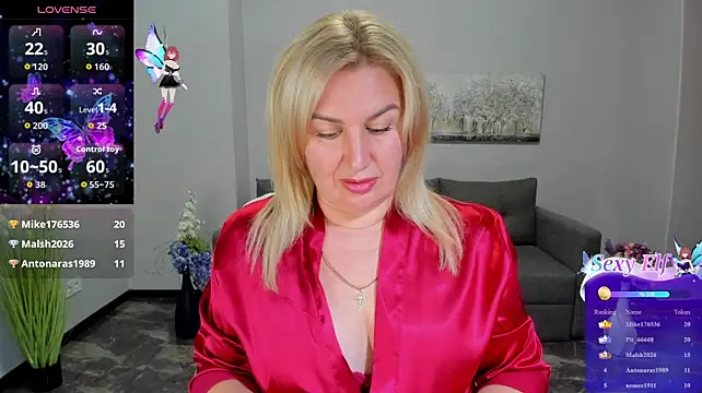 Lili_Crossi stripchat live cam model