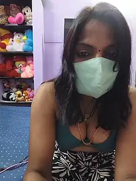 Tamil_Ishu stripchat live cam model
