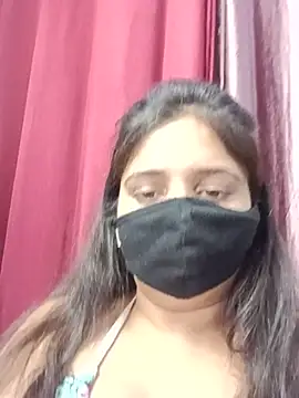 Ruhi_07 stripchat live cam model