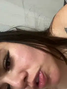 H0oneyBabyyy stripchat live cam model