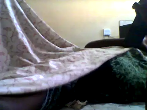Angelbee_ stripchat live cam model