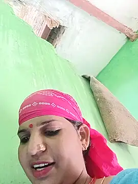 Joohi_Chawla143 stripchat live cam model