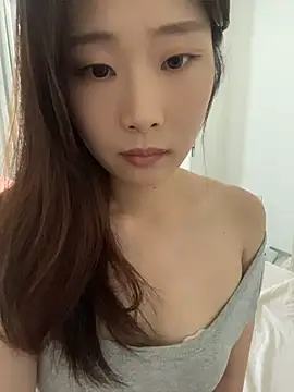 Cici-jelly2 stripchat live cam model