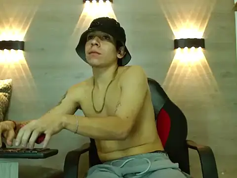 Gaeliitto stripchat live cam model