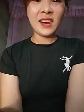 Kimly2 stripchat live cam model