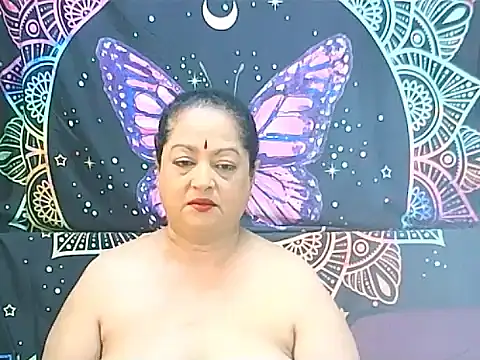 matureindian stripchat live cam model