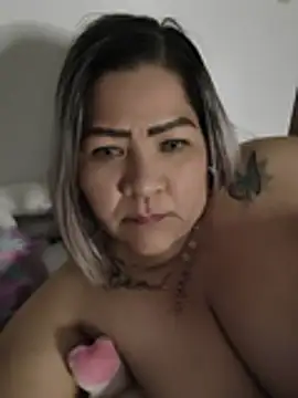 Dalessa_Bigtits stripchat live cam model