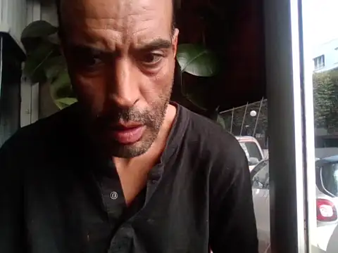 ton-zizi stripchat live cam model