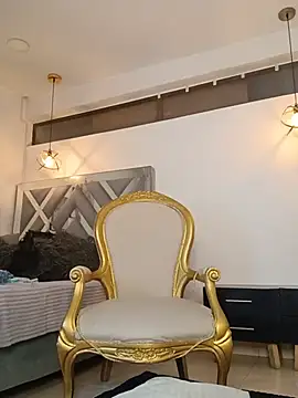 Rossi_ss1 stripchat live cam model