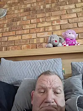 wallacelegend stripchat live cam model