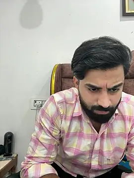 Royalboy_03 stripchat live cam model