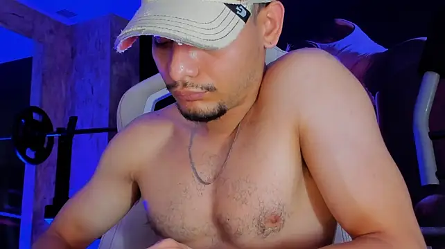 AlessandroKiing stripchat live cam model