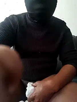 Thaps_deDick stripchat live cam model