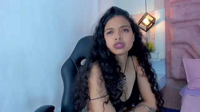 Im_vero1 stripchat live cam model