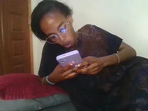 Ballmprettie stripchat live cam model