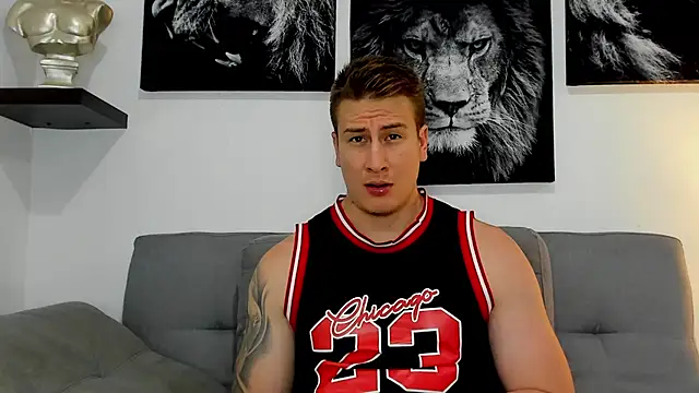 AlexHarrington stripchat live cam model
