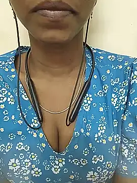 Slikylove01 stripchat live cam model