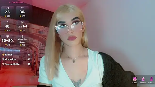 Michell_luxe stripchat live cam model