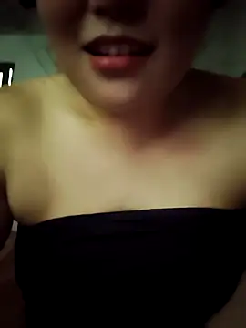 anna_nguyen stripchat live cam model