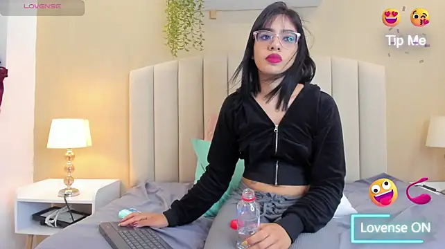Rachel_Donnelly stripchat live cam model