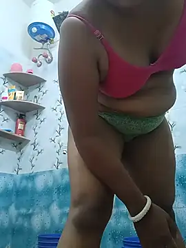 Hot-manali stripchat live cam model