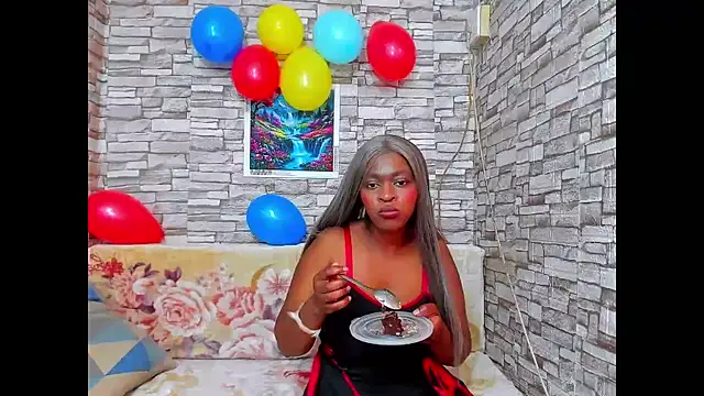 ebonyshay stripchat live cam model