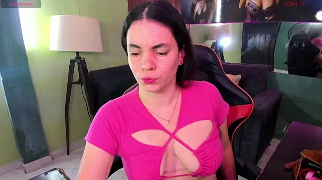 maira_tf stripchat live cam model