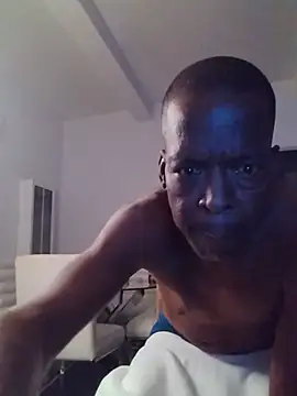 Ellionone stripchat live cam model