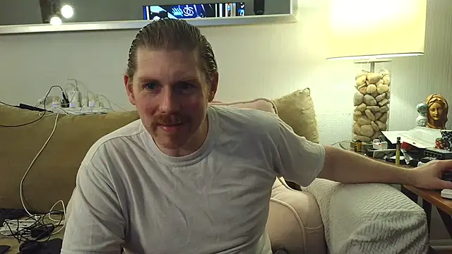 Check-Mate stripchat live cam model