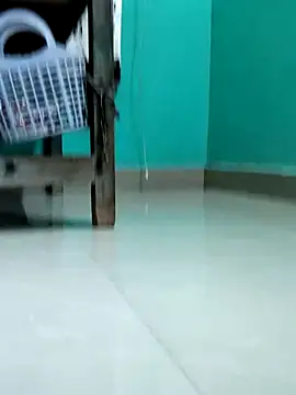 Tamilrojanew stripchat live cam model