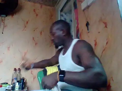 BlaqAarow stripchat live cam model