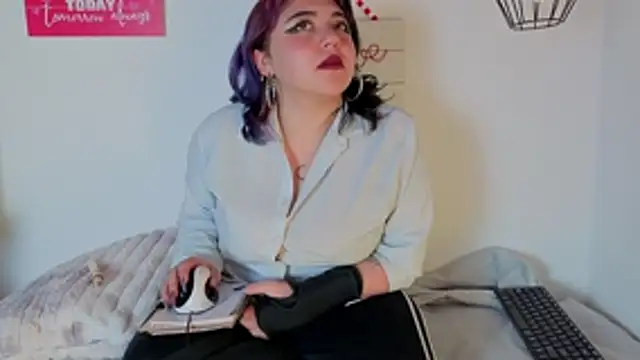 Blueberry_gothic stripchat live cam model