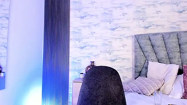 MelanyRodas stripchat live cam model