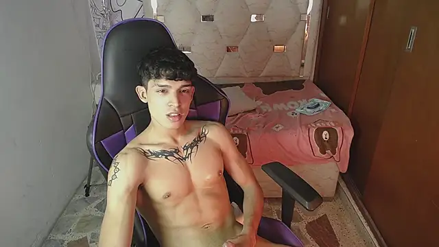 Liom_Gym stripchat live cam model