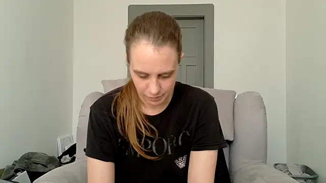 Chantalee stripchat live cam model